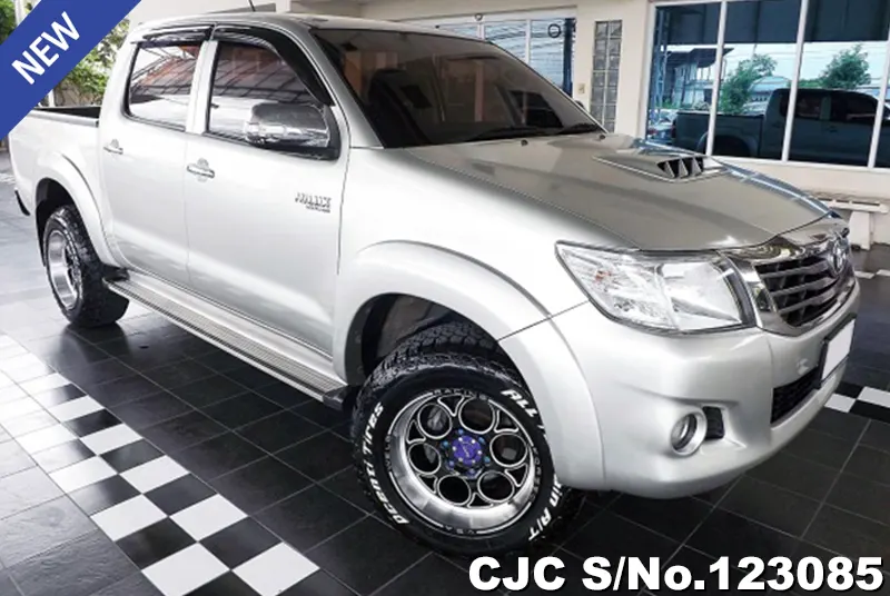 Toyota Hilux in Silver for Sale Image 0