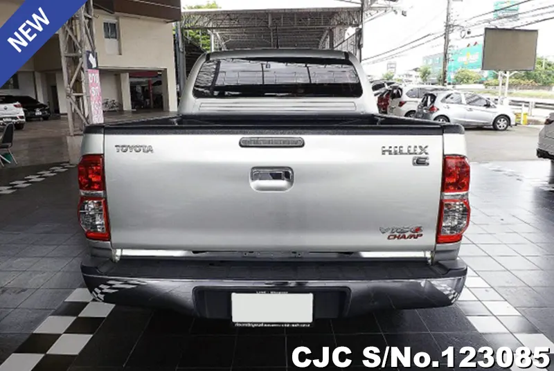 Toyota Hilux in Silver for Sale Image 5