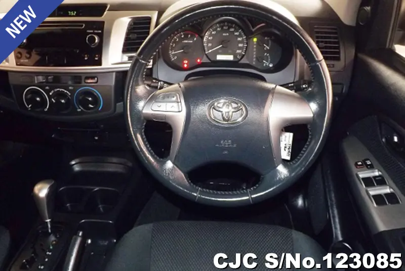 Toyota Hilux in Silver for Sale Image 10