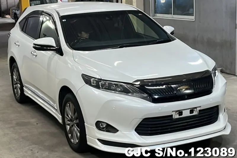 Toyota / Harrier 2014
