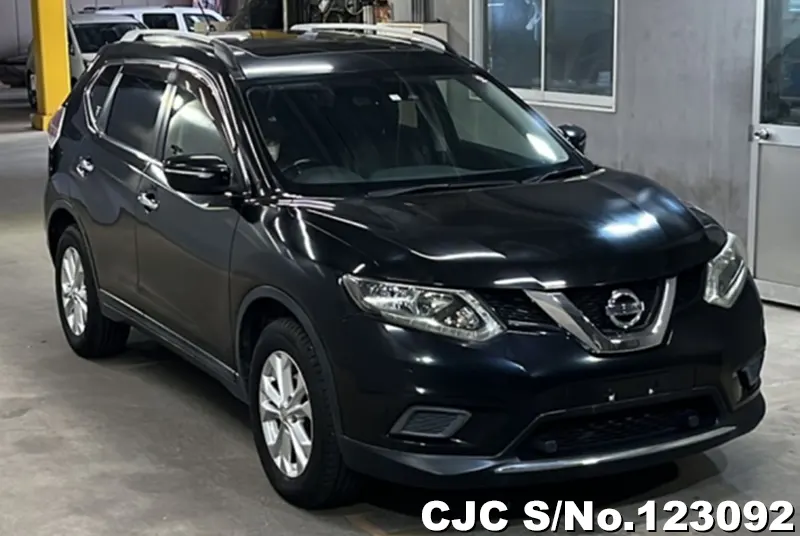 Nissan / X-Trail 2014