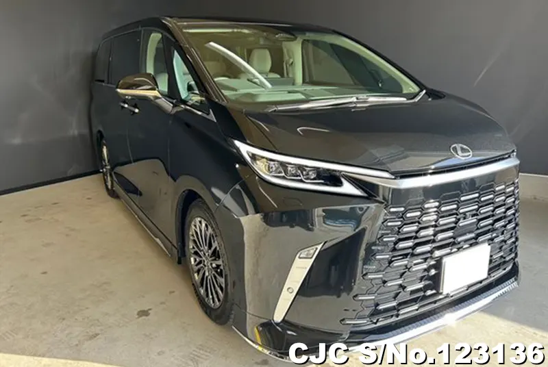 Lexus / LM500h 2024