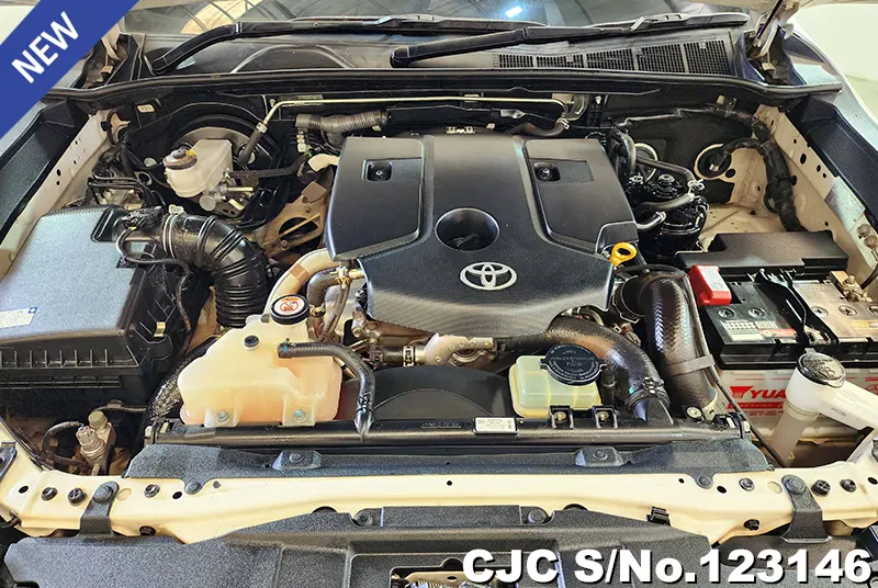 Toyota Hilux in White for Sale Image 7