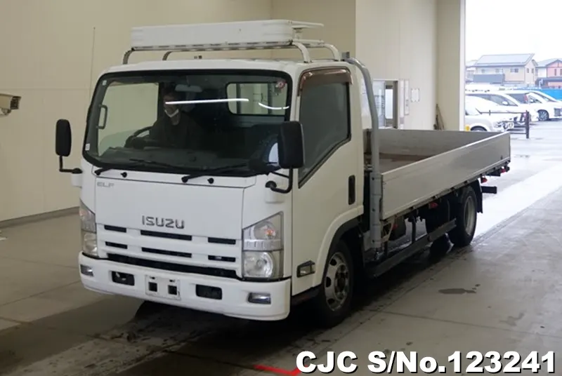 Isuzu / Elf 2012