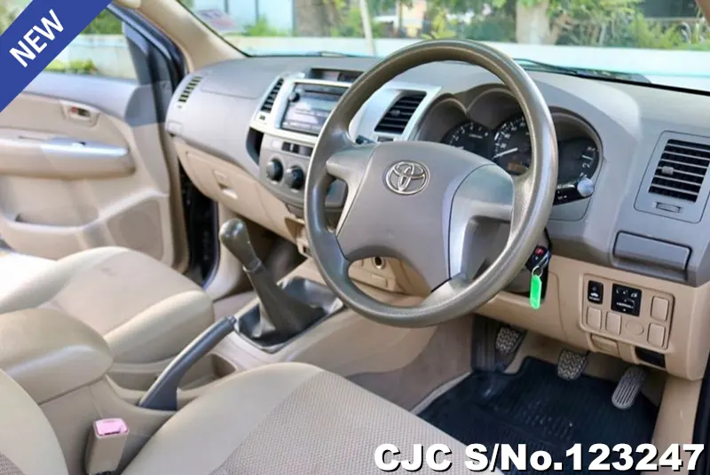 Toyota Hilux in Black for Sale Image 7