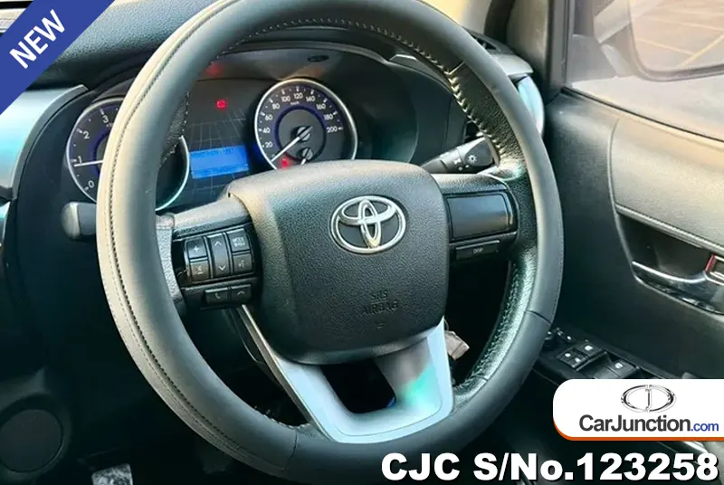 Toyota Hilux in Silver for Sale Image 13