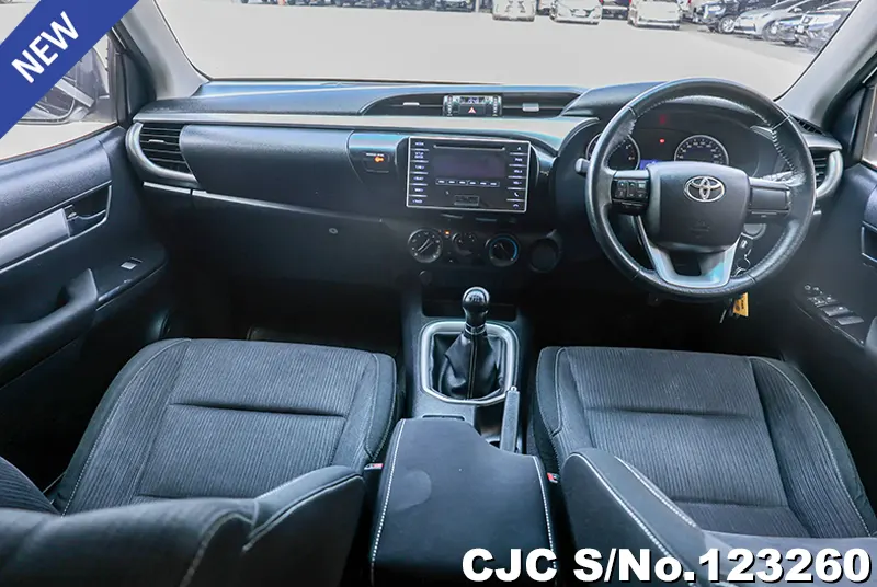 Toyota Hilux in Silver for Sale Image 6