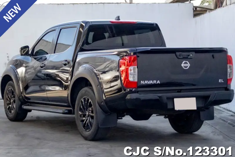 Nissan Navara in Black for Sale Image 1