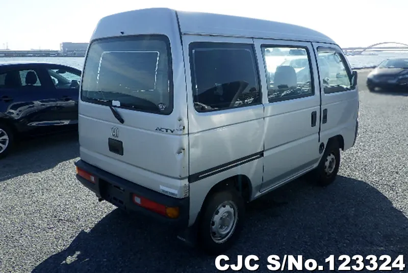 Honda Acty Van in Silver for Sale Image 2