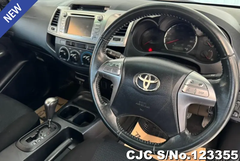Toyota Hilux in Black for Sale Image 8