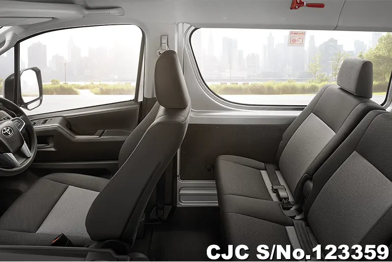 2026 Toyota / Hiace / Commuter Stock No. 123359