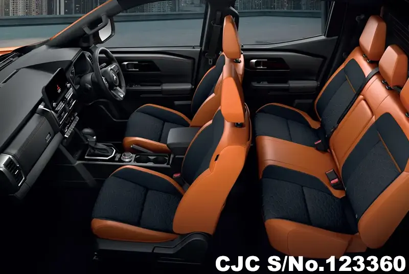 Mitsubishi Triton in Yamabuki Orange Metallic for Sale Image 10