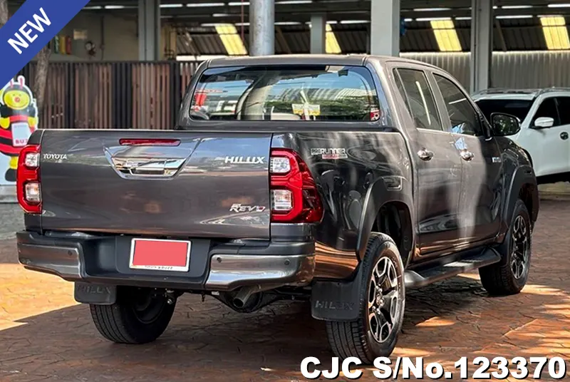Toyota Hilux in Gray for Sale Image 1