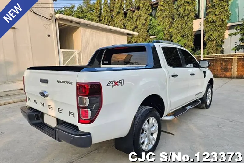 Ford Ranger in White for Sale Image 2
