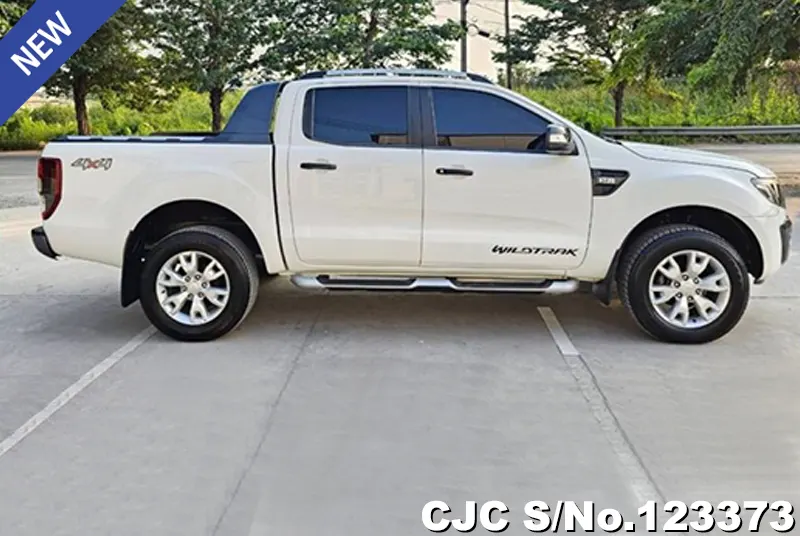 Ford Ranger in White for Sale Image 4