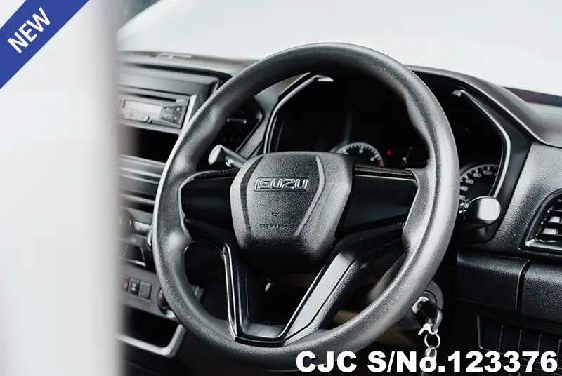 Isuzu D-Max in Silver for Sale Image 8