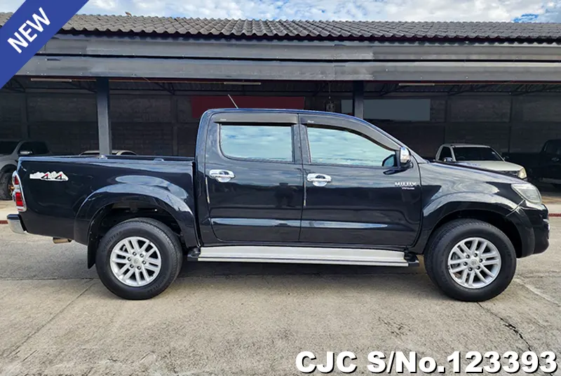 Toyota Hilux in Black for Sale Image 4