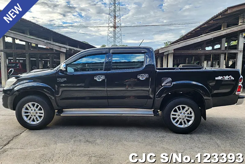 Toyota Hilux in Black for Sale Image 5