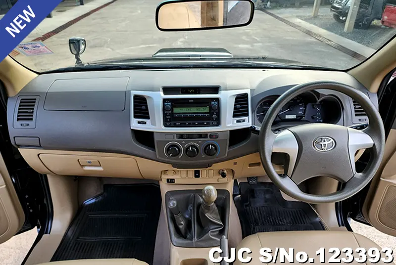 Toyota Hilux in Black for Sale Image 7