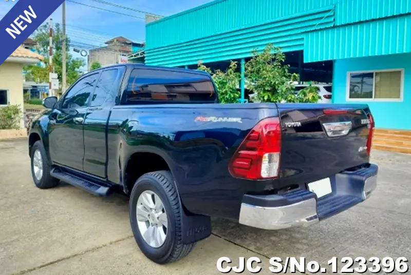 Toyota Hilux in Black for Sale Image 1