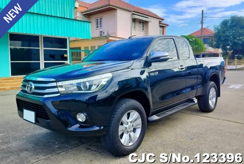 Toyota Hilux in Black for Sale Image 3
