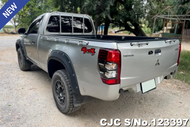 Mitsubishi Triton in Silver for Sale Image 1