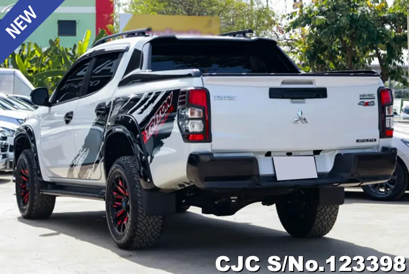 Mitsubishi Triton in White for Sale Image 1