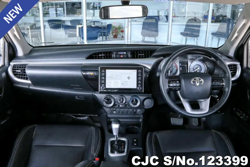 Toyota Hilux in White for Sale Image 5