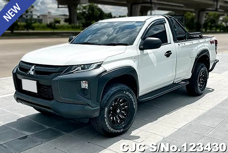 Mitsubishi / Triton 2021