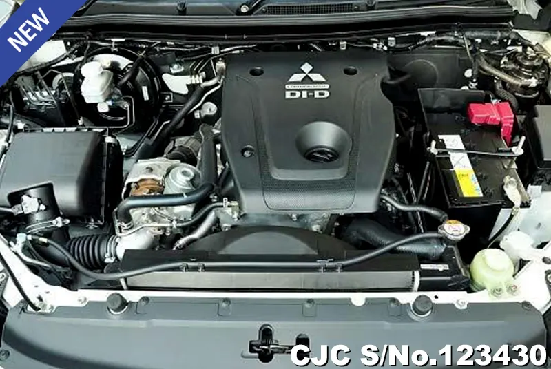 Mitsubishi Triton in White for Sale Image 11