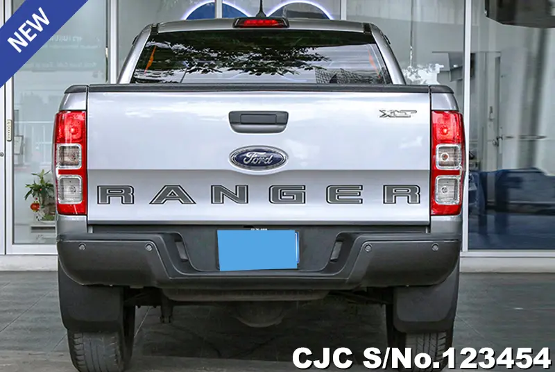Ford Ranger in Gray for Sale Image 3