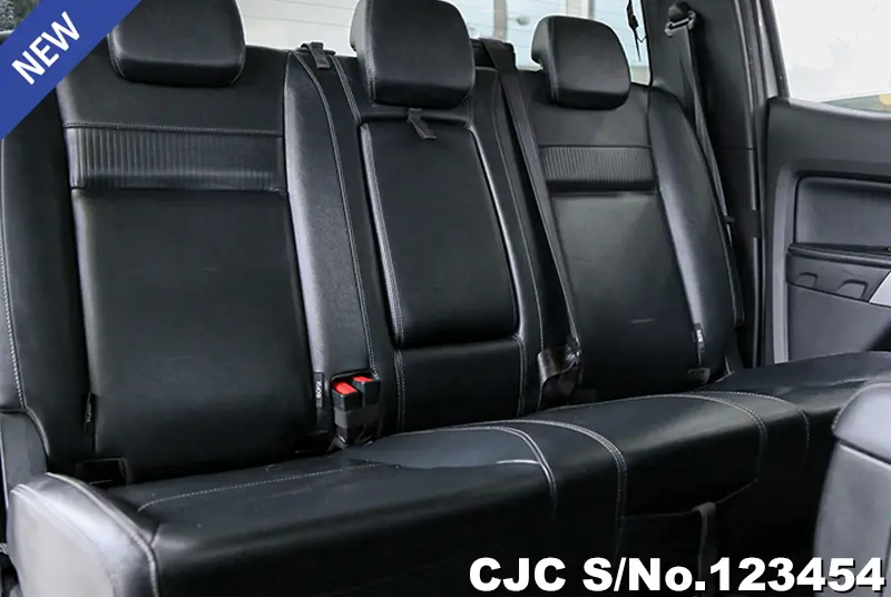 Ford Ranger in Gray for Sale Image 15