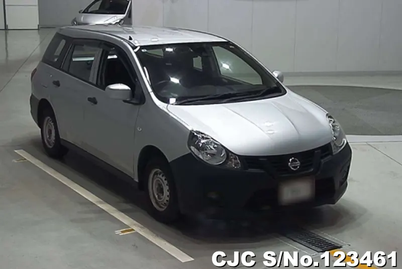Nissan / AD Van 2019