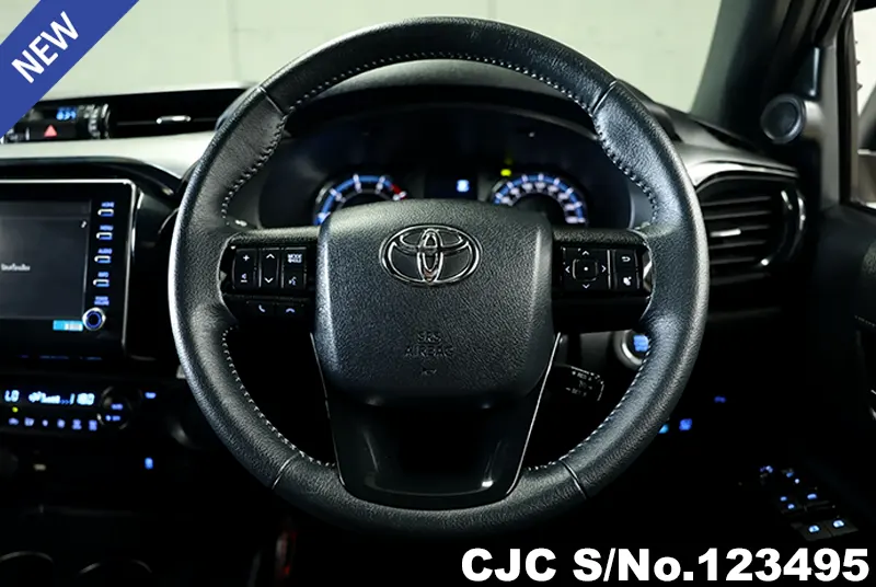 Toyota Hilux in White for Sale Image 50