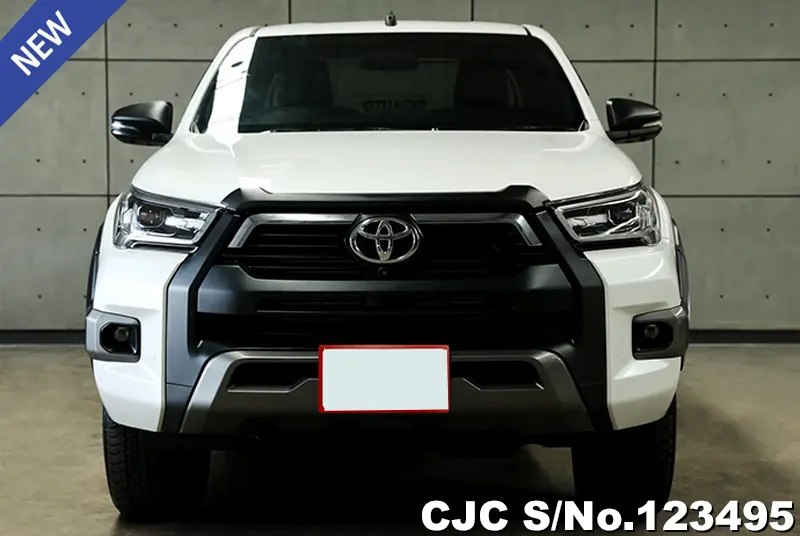 Toyota Hilux in White for Sale Image 43