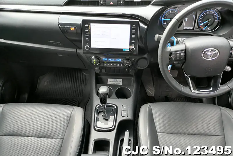 Toyota Hilux in White for Sale Image 23