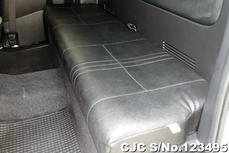Toyota Hilux in White for Sale Image 30