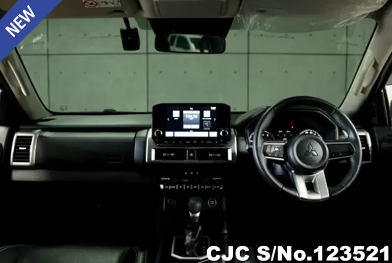 Mitsubishi Triton in Gray for Sale Image 5