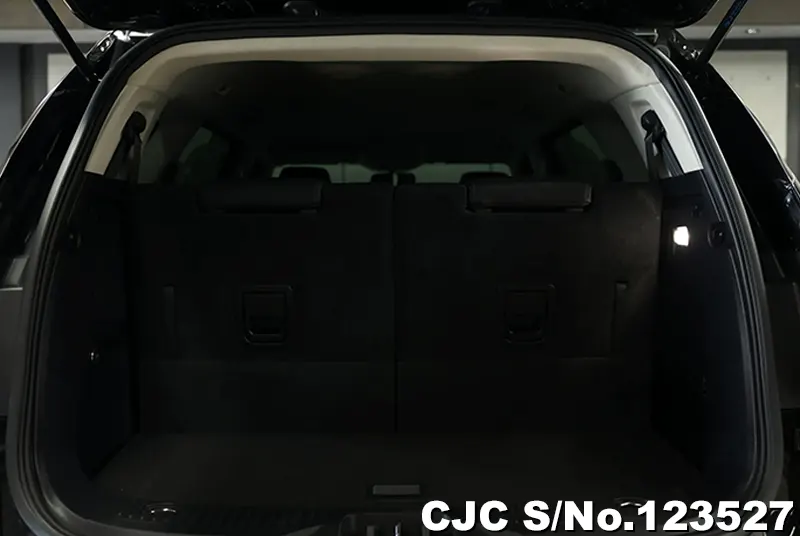 Ford Everest in Black for Sale Image 5