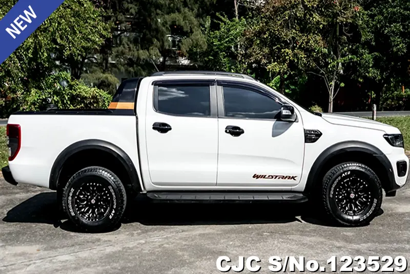 Ford Ranger in White for Sale Image 6