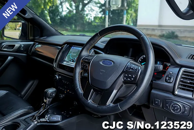 Ford Ranger in White for Sale Image 11