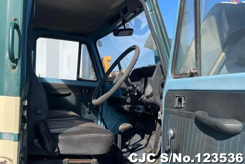 1970 Isuzu / New Power Z Stock No. 123536