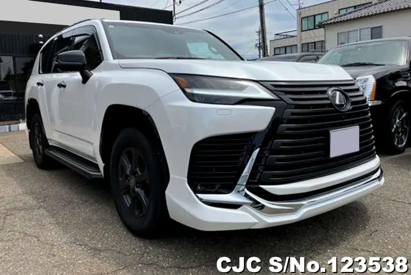 Lexus / LX 600 2024