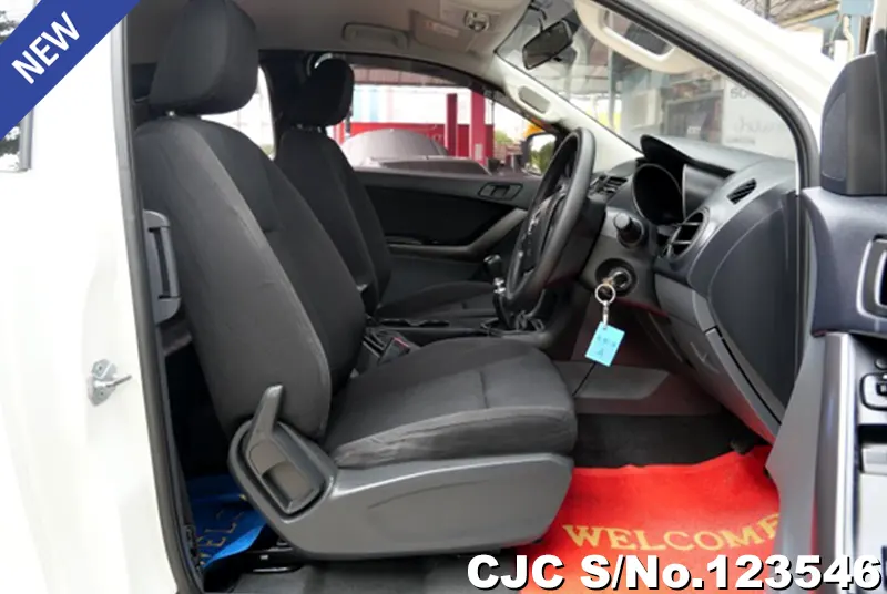 Mazda BT-50 in White for Sale Image 7