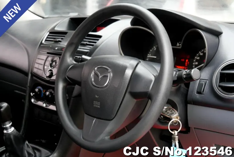 Mazda BT-50 in White for Sale Image 10