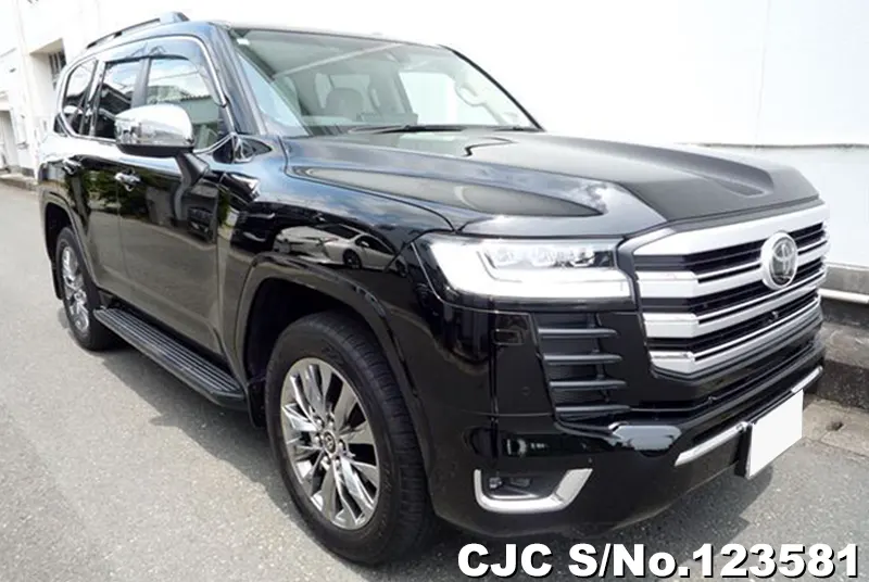 Toyota / Land Cruiser 2023