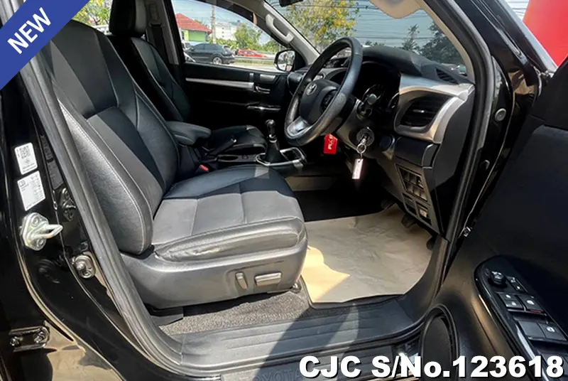 Toyota Hilux in Black for Sale Image 5