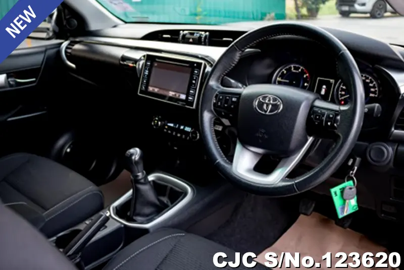 Toyota Hilux in Silver for Sale Image 4