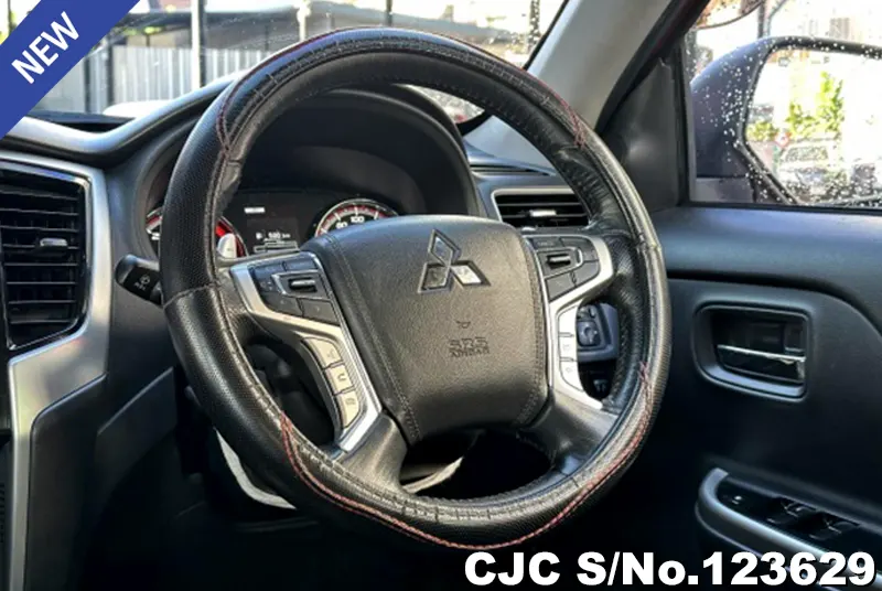 Mitsubishi Triton in Orange for Sale Image 5