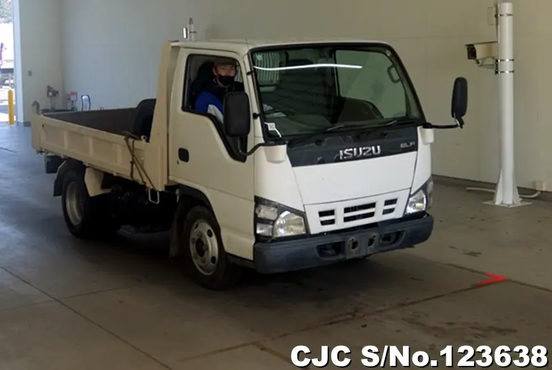 Isuzu / Elf 2005